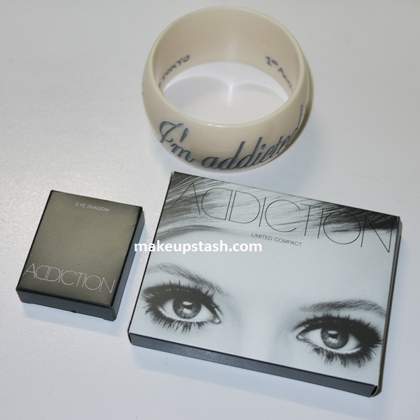 A Small Addiction by Ayako Haul – Eye Shadow in Crow and Dolly Bird Compact