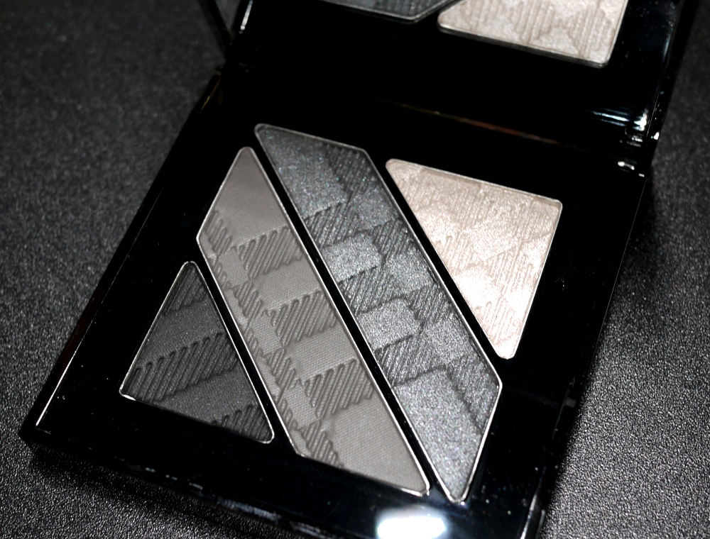 Burberry No. 01 Smokey Grey Complete Eye Palette - The Beauty Look Book