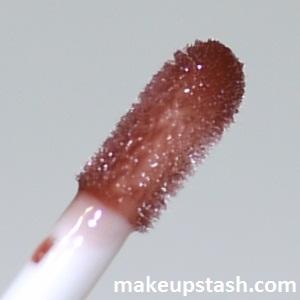 Clinique Long Last Glosswear SPF 15 in Black Honey Close Up