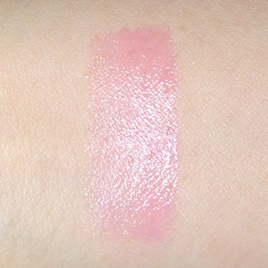 Lancome Baume In Love in 20 Rose Macaron Swatch