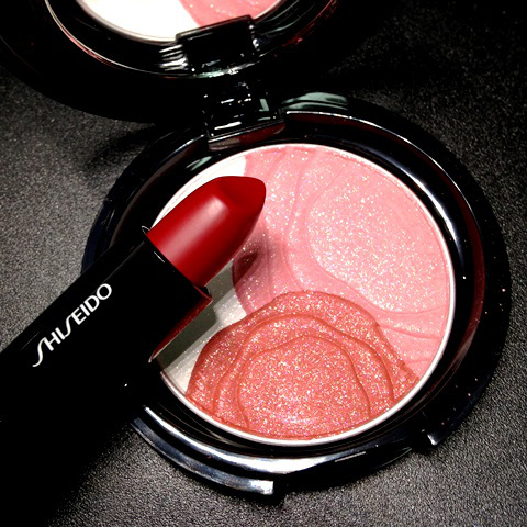 Shiseido Perfect Rouge in Dragon with Shiseido Camellia Compact