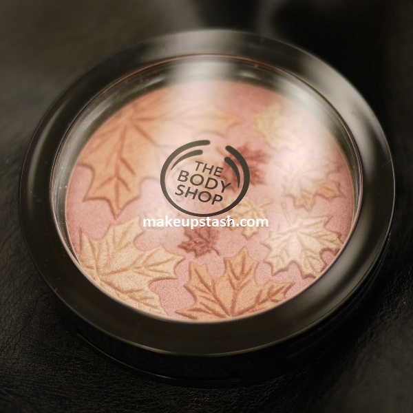 The Body Shop Autumn Leaves Cheek & Face Powder in Berry