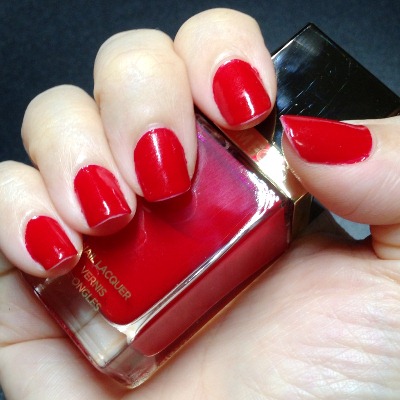 Tom Ford Beauty Nail Lacquer in 13 Carnal Red Tip Wear